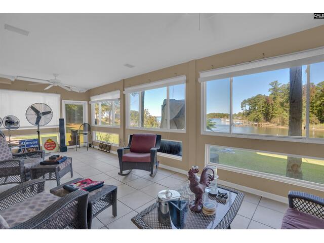 Photo of 327 Regatta Road