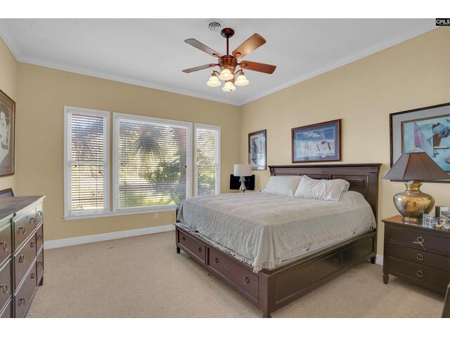 Photo of 327 Regatta Road