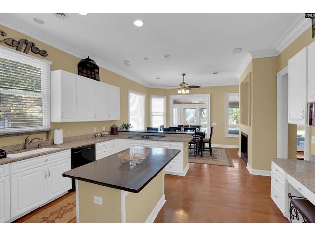 Photo of 327 Regatta Road