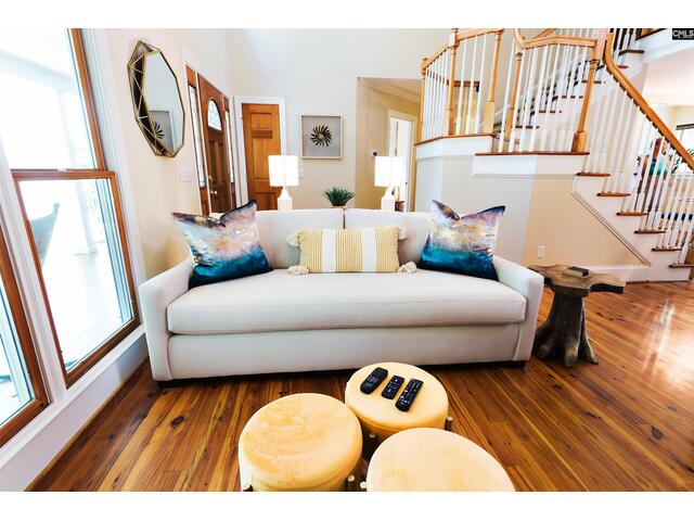 Photo of 331 Westshore Drive