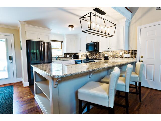 Photo of 331 Westshore Drive