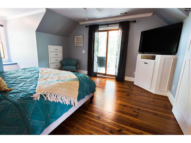 Photo of 331 Westshore Drive