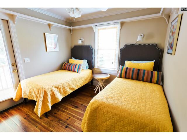 Photo of 331 Westshore Drive