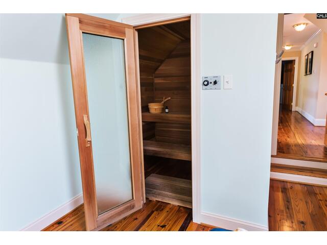 Photo of 331 Westshore Drive