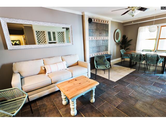 Photo of 331 Westshore Drive