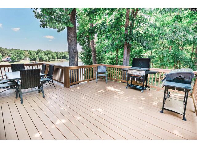 Photo of 331 Westshore Drive