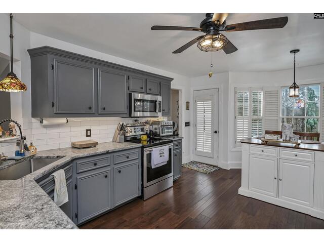 Photo of 821 Mallard Lakes Drive