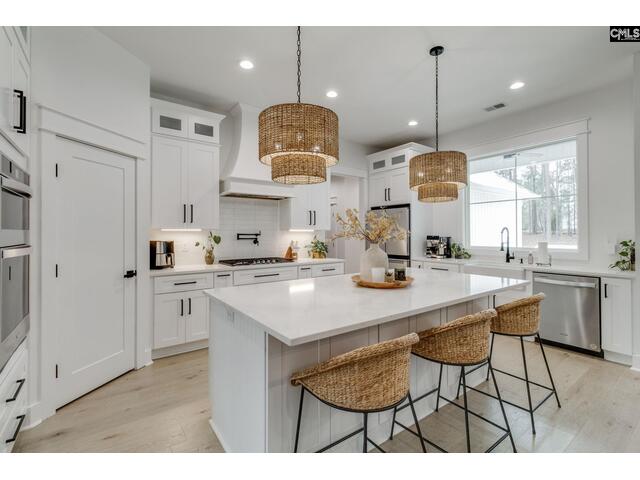 Photo of 1322 Sunnyhill Drive