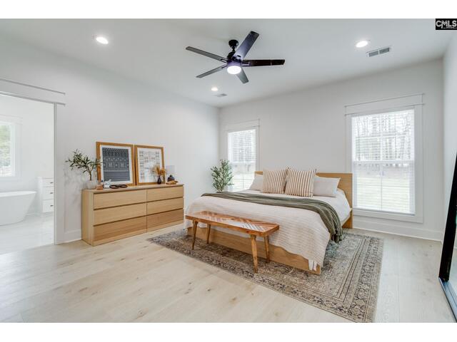 Photo of 1322 Sunnyhill Drive