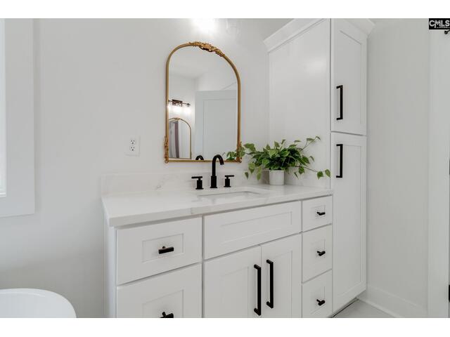 Photo of 1322 Sunnyhill Drive