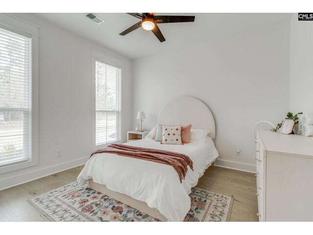 Photo of 1322 Sunnyhill Drive