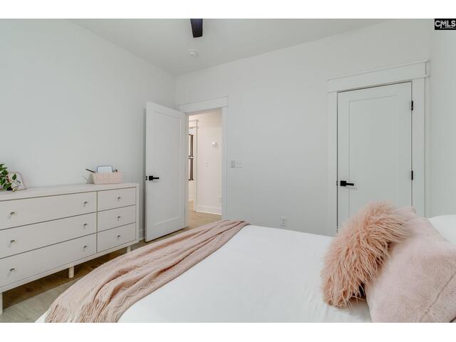 Photo of 1322 Sunnyhill Drive