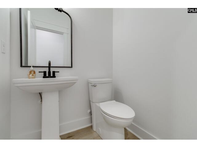 Photo of 1322 Sunnyhill Drive