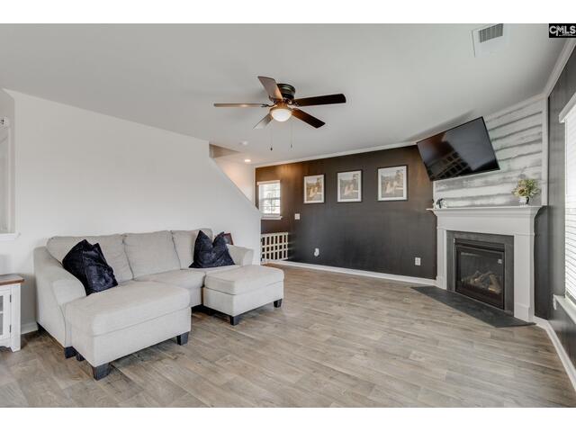 Photo of 207 Carrington Drive Photo of 207 Carrington Drive