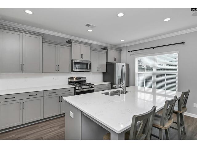 Photo of 179 Aldergate Drive