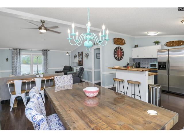 Photo of 2075 Great North Road
