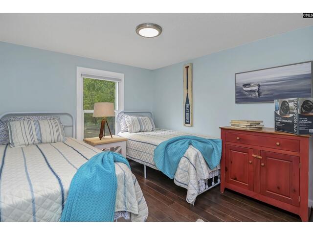 Photo of 2075 Great North Road