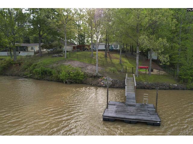 Photo of 2075 Great North Road