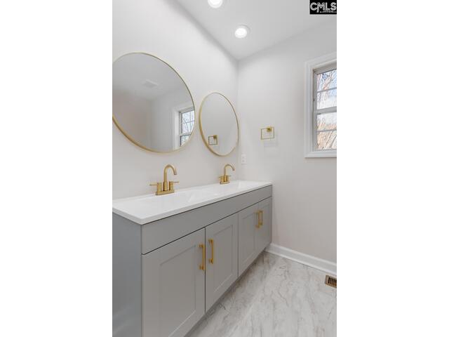 Photo of 154 Jacobs Mill Pond Road