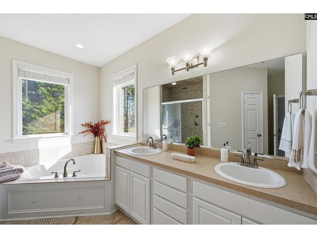 Photo of 547 Harbor Heights Drive