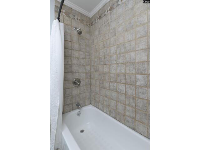 Photo of 2882 Ashton Street