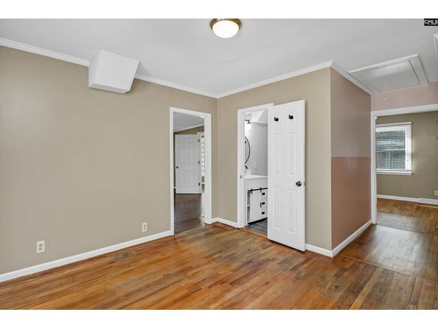 Photo of 2882 Ashton Street