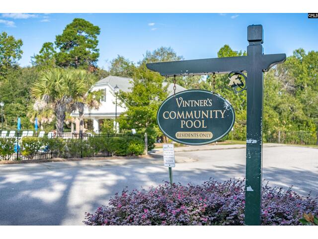Photo of 234 Montrose Drive