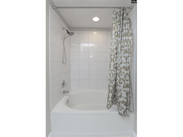 Photo of 17 Baltusrol Court