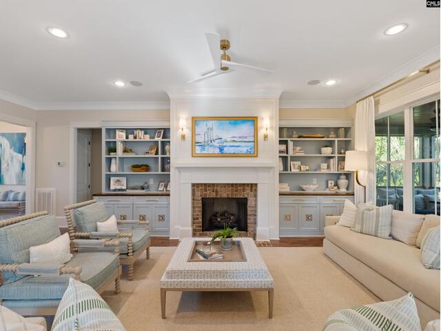 Photo of 589 Windmere Drive