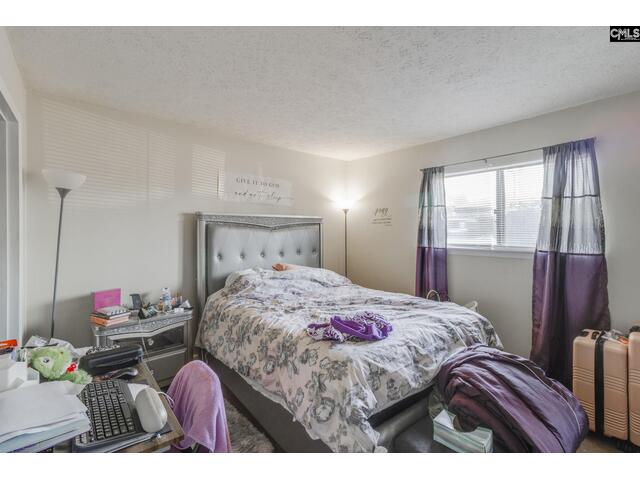 Photo of 1302 Old Manor Road