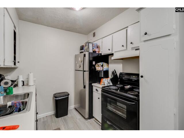 Photo of 1302 Old Manor Road