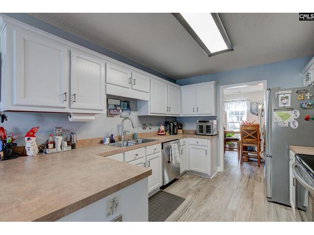 Photo of 32 Magnolia Lane