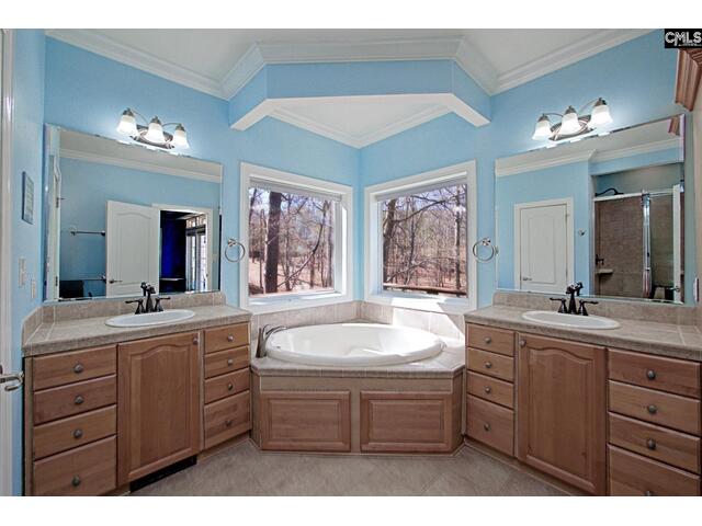 Photo of 2550 Lake Rd