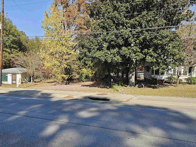 Photo of 1607 South Lake Drive Photo of 1607 South Lake Drive