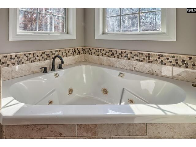 Photo of 283 Woodthrush Road Photo of 283 Woodthrush Road
