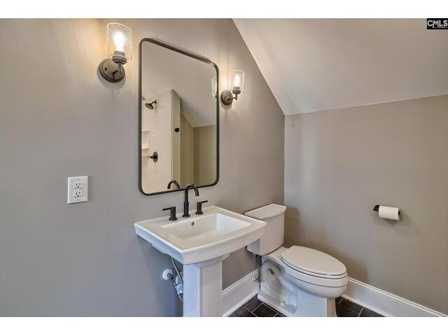 Photo of 283 Woodthrush Road Photo of 283 Woodthrush Road