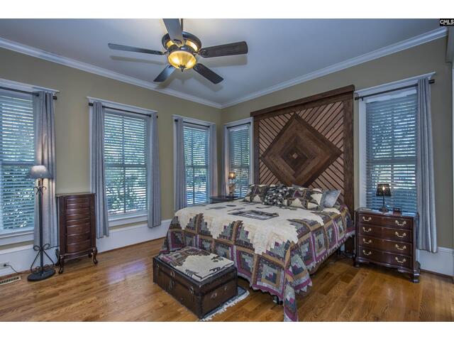 Photo of 2 Beacon Point Court