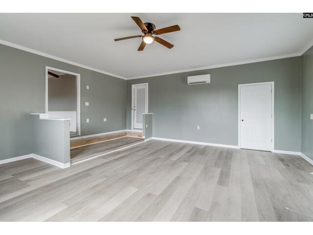 Photo of 1207 S Fredericksburg Drive