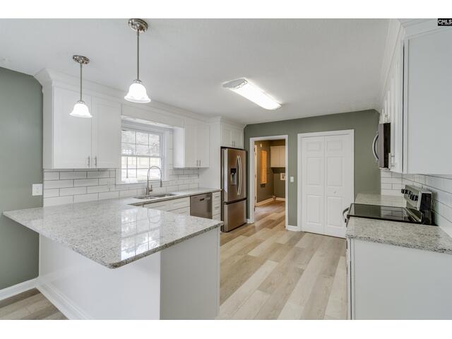 Photo of 1207 S Fredericksburg Drive