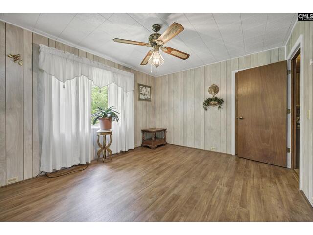 Photo of 560 Harmon Road Photo of 560 Harmon Road