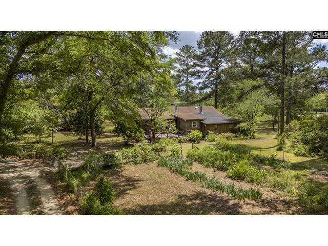Photo of 560 Harmon Road Photo of 560 Harmon Road