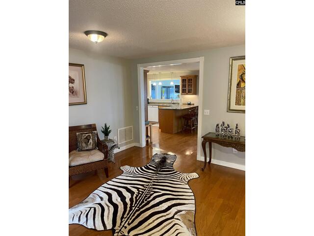 Photo of 387 Dutchman Lane