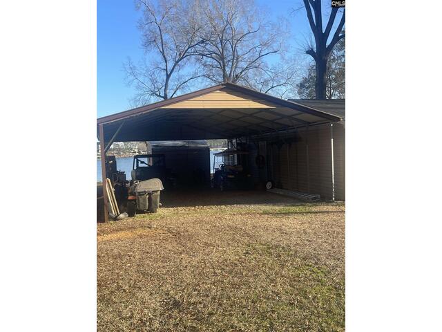 Photo of 387 Dutchman Lane