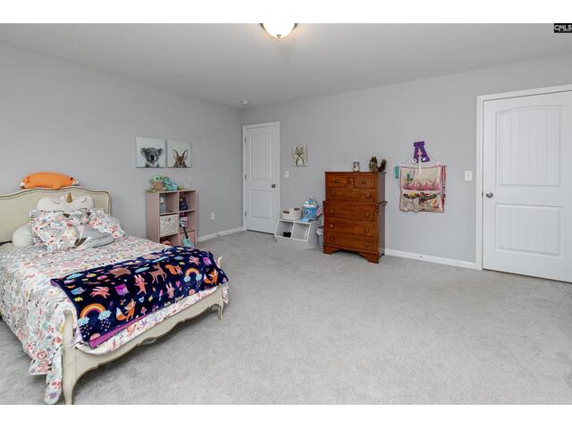 Photo of 928 Bergenfield Lane