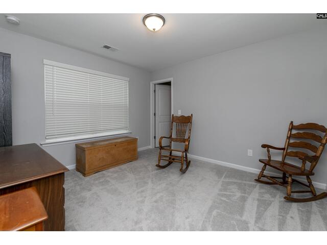 Photo of 928 Bergenfield Lane