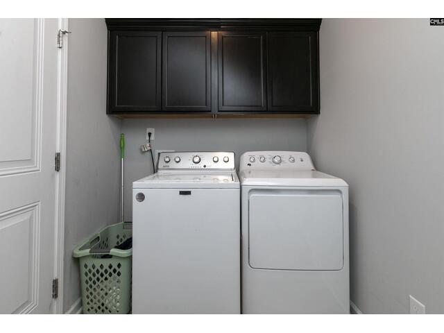 Photo of 928 Bergenfield Lane