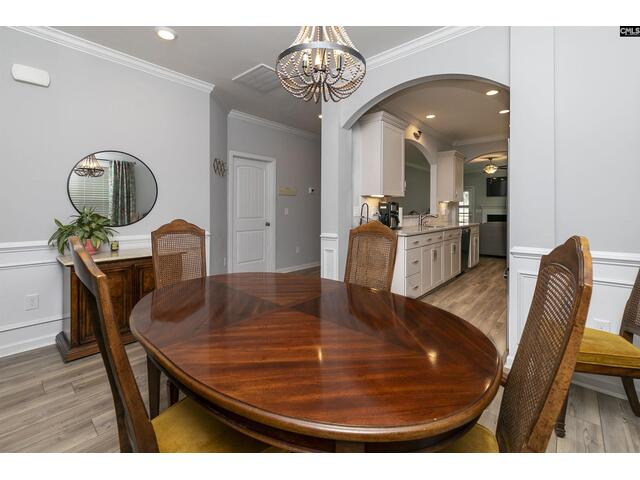 Photo of 928 Bergenfield Lane