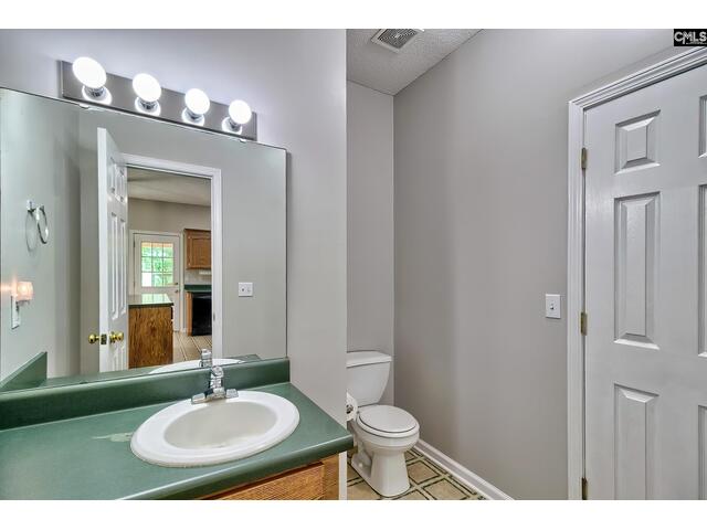 Photo of 198 Beaver Creek Circle Photo of 198 Beaver Creek Circle