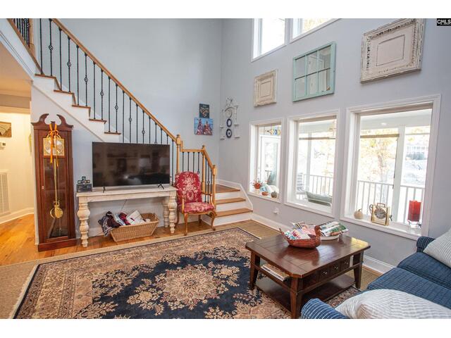 Photo of 1736 Lake Road