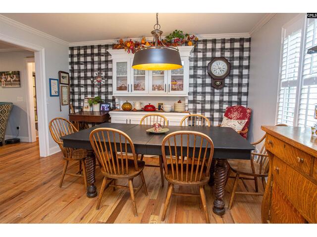 Photo of 1736 Lake Road